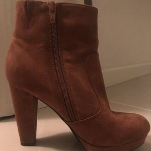 Women’s ankle boots